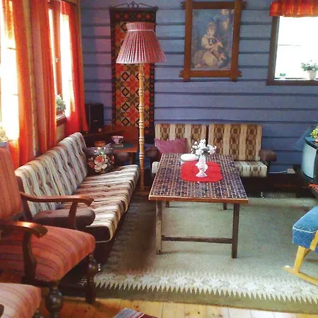 3 Bedroom Cozy In Vatnestrom